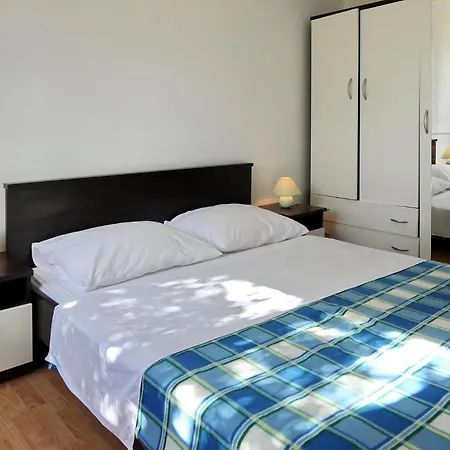 Rubbi, No 1 Apartamento *