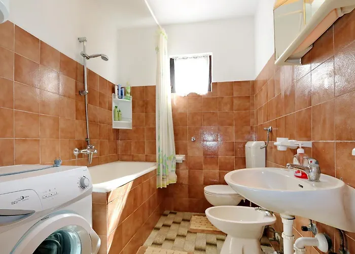 Rubbi, No 1 * Врси