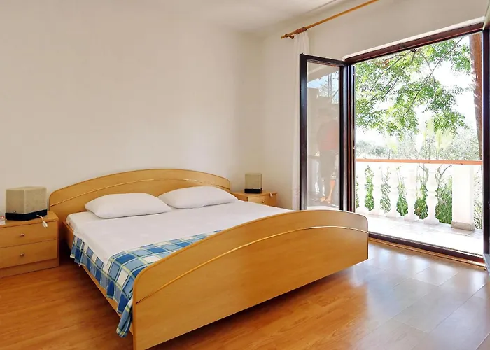 Апартаменты Rubbi, No 1 Врси